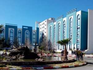 جامعة سيدي بلعباس تتصدّر