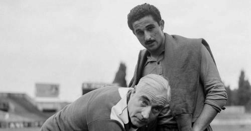 L'ancien footballeur professionnel algérien Rachid Mekhloufi est décédé vendredi à l'âge de 88 ans