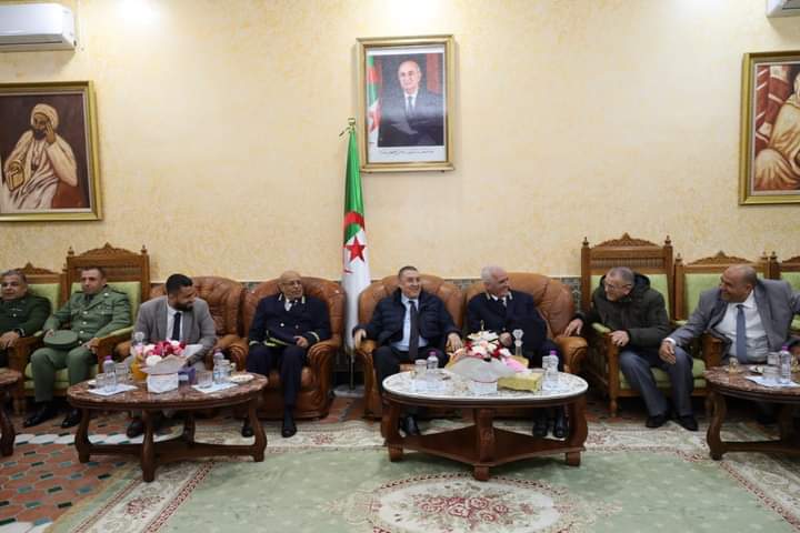 مراد يشرف على تنصيب والي المدية - الشعب أونلاين