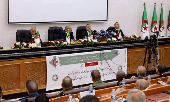 Merad préside la cérémonie d'installation du nouveau wali de Tiaret