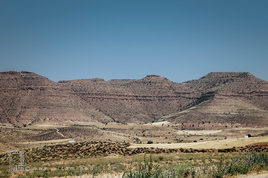 Autour de Oued Hounet, divers points géographiques intéressants :