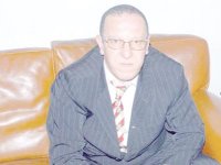 « Nous voulons laisser une chance à une solution »                                    Aït Mouloud à propos du report du championnat