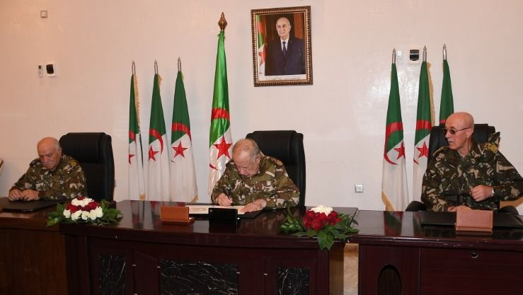 الفريق أول شنقريحة يشرف على تنصيب قائد الناحية العسكرية الثالثة ببشار