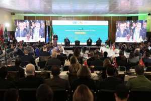 ندوة وهران تفتح منصتها الاستراتيجية اليوم  مكافحة الارهاب وميثاق المستقبل يتصدران الجلسة الافتتاحية