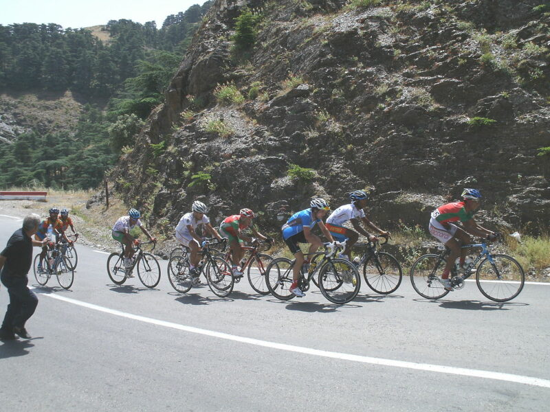 سباق جهوي للدراجات للفئات الشبانية بوهران - الشعب أونلاين