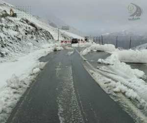 طرق مقطوعة بالبويرة وتيزي وزو بسبب الثلوج - الشعب أونلاين