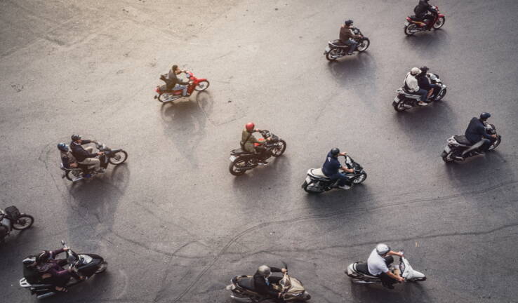 Planète (Asie) - Vietnam: contre la pollution de l'air, les deux-roues passent à l'électrique