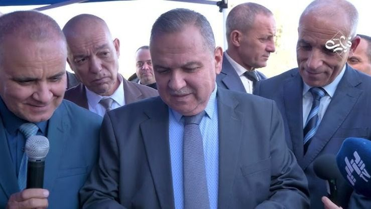 والي وهران: استرجاع المخيمات الصيفية المهجورة لإنجاز مركبات سياحيّة