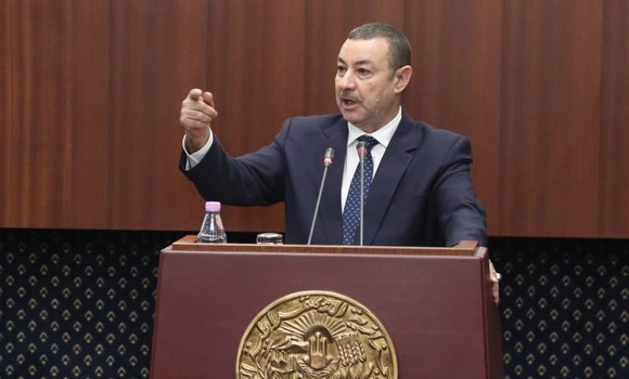 Transport urbain: signature prochaine d'une convention avec la SNVI pour l'acquisition de bus