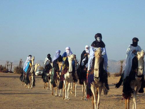 Fin Avril, Tamanrasset célèbre le printemps, Tafsit, dans la tradition originelle touareg de l'Ahagar.