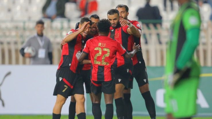 إتحاد العاصمة يفوز أمام أسيك ميموزا وينفرد بصدارة المجموعة