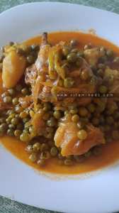 Recette de Topinambours, Petits Pois et Poulet en Sauce Rouge