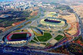 Algérie (Oran) - Complexe sportif Miloud Hadefi: Un troisième terrain de réplique bientôt réceptionné