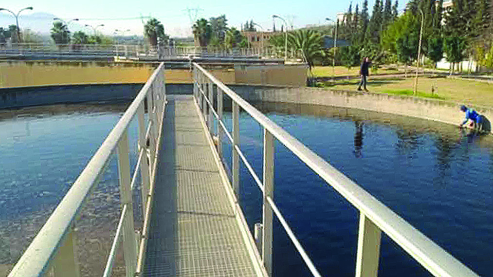 Algérie (Université de Chlef)   -  Débat sur la réutilisation des eaux usées traitées