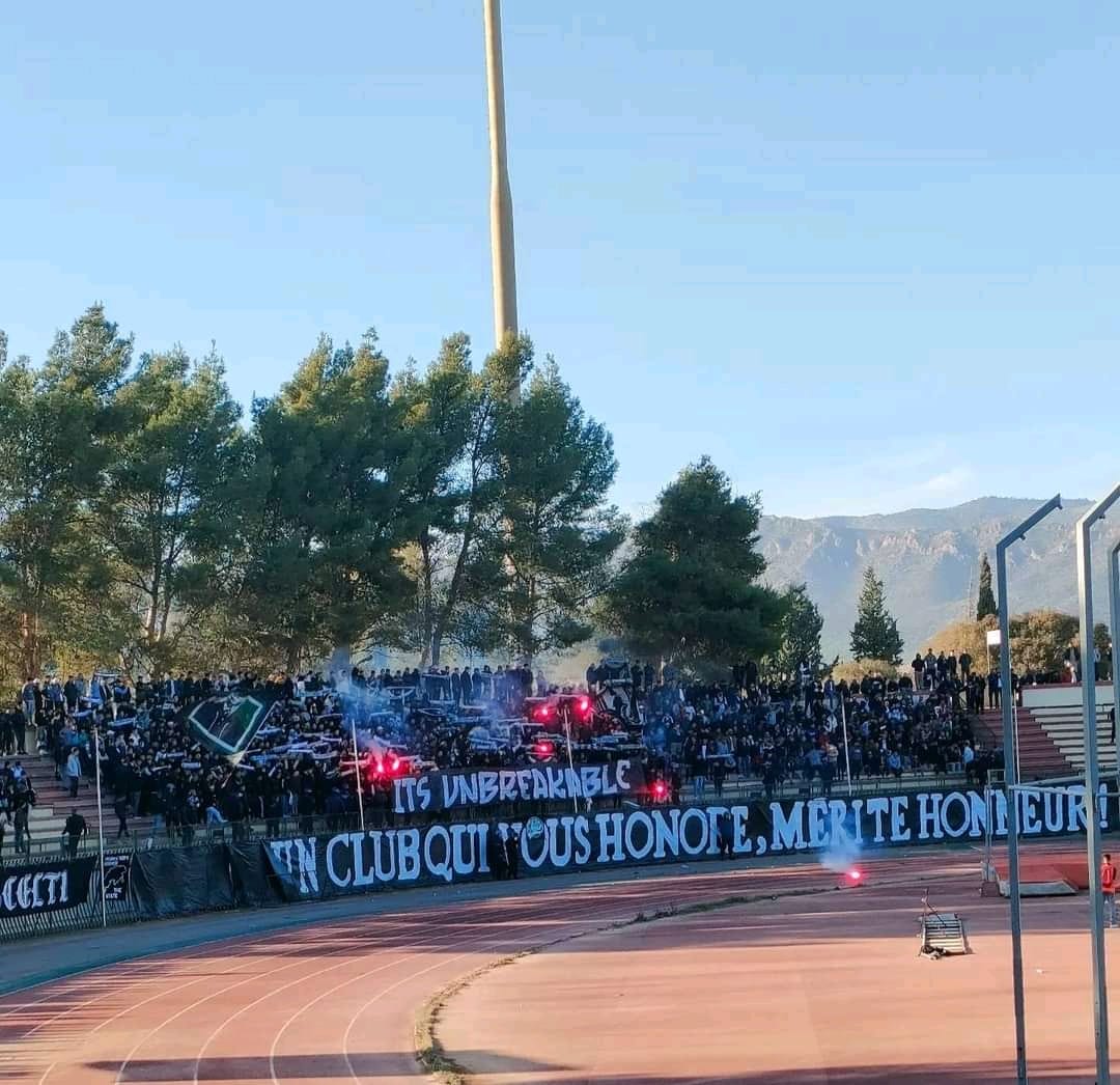 معاقبة مولودية باتنة مباراة دون جمهور - الشعب أونلاين