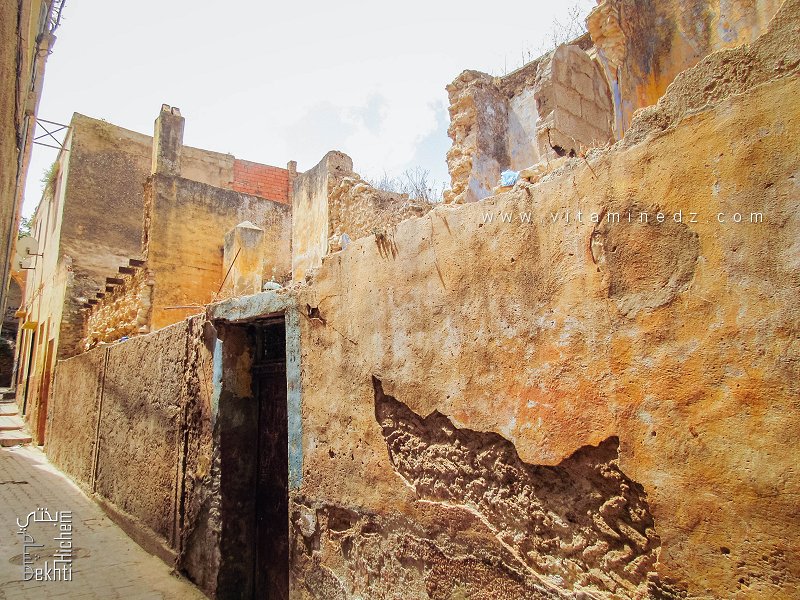 Derb Sensla est une ruelle historique située dans la médina de Tlemcen, en Algérie.