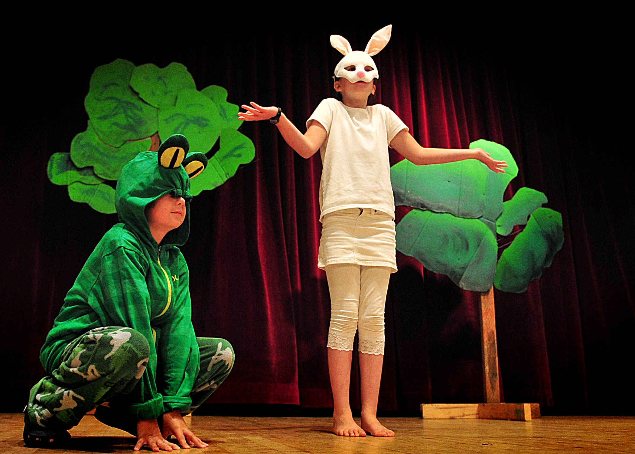 حيداوي يشرف على افتتاح المهرجان الوطني لمسرح الأطفال بقسنطينة - الشعب أونلاين