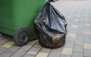 Planète (Asie) - Japon: à Fukushima, les noms des propriétaires de sacs-poubelle mal triés seront rendus publics