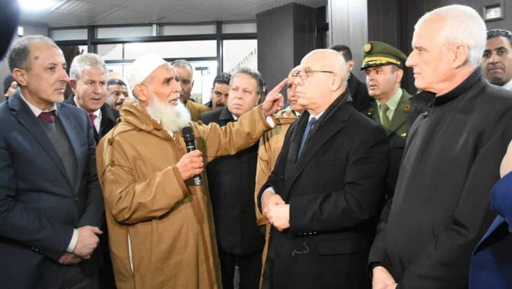 شرفة يستعرض الانجازات الفلاحية لولاية الجلفة