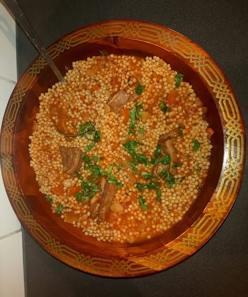 Berkoukès d’hiver : Plombs aux fèves séchées et huile d’olive fraîche