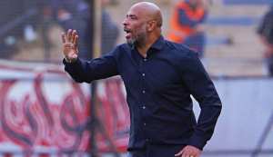 فسخ عقد المدرب شيل مع موولودية وهران - الشعب أونلاين