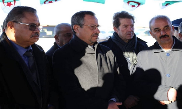 Projet de la ligne ferroviaire Bechar-Tindouf-Gara Djebilet : M. Rekhroukh satisfait du rythme des travaux