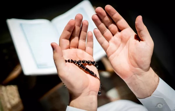 ثلاث أسباب تكتب لك التوفيق والنجاح في عملك