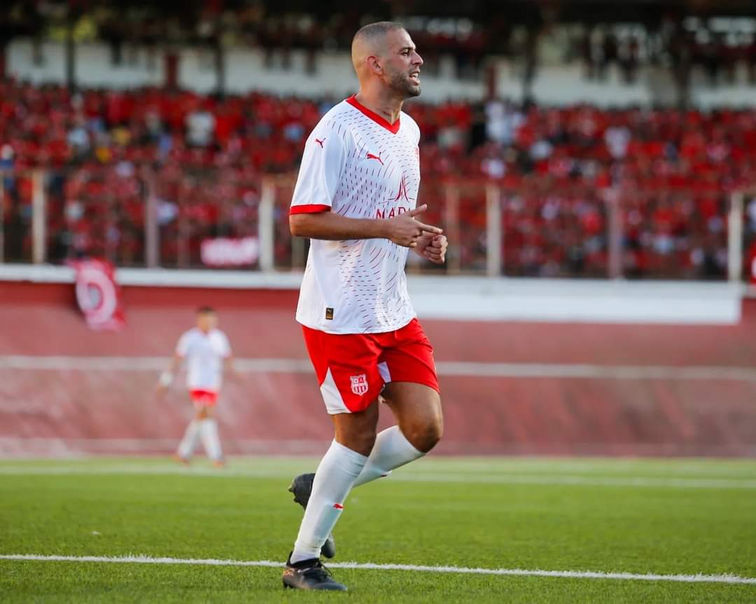 CRB : Slimani seul changement dans le onze