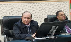 M. Ghrieb souligne à Adrar l'importance de relancer les biens économiques récupérés