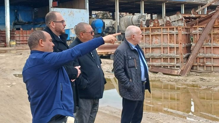 الرئيس المدير العام لمجمع 