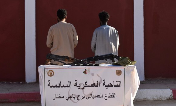 Reddition de deux terroristes et arrestation de 15 éléments de soutien aux groupes terroristes