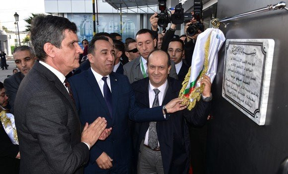 Industrie pharmaceutique: inauguration à Alger d'une unité de production de médicaments anticancéreux