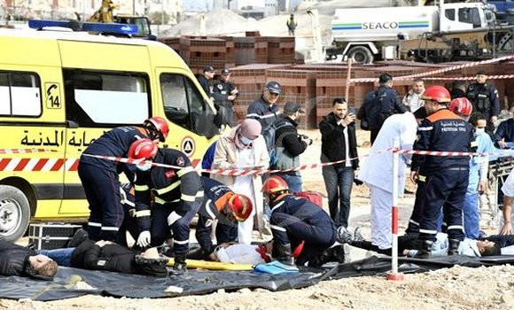 Constantine: une man'uvre de la Protection civile simulant un séisme exécutée à El Khroub
