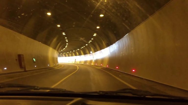 Algérie (Bouderbala/Bouira) -  Un énième accident sur l’autoroute Est-Ouest: Deux morts et six blessés