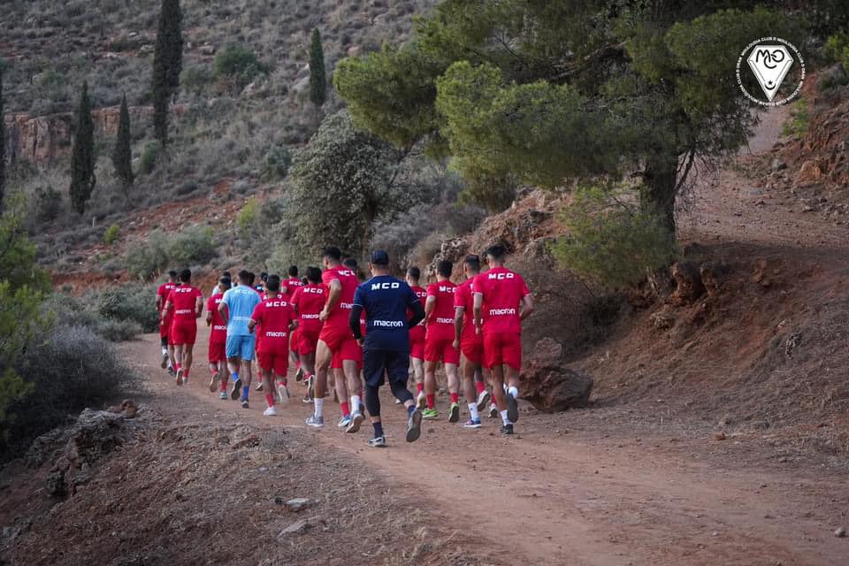 مولودية وهران.. استقدام لاعب واحد في