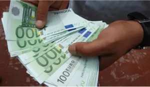 بمشاركة 40 عارضا ..... جامعة وهران 2  تحتضن صالون التسويق في طبعته الرابعة