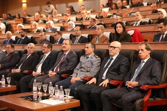 وهران تحتضن الملتقى الجهوي حول تعزيز  الاقتصاد الوطني وترقية الصادرات من خلال التسهيلات الجمركية