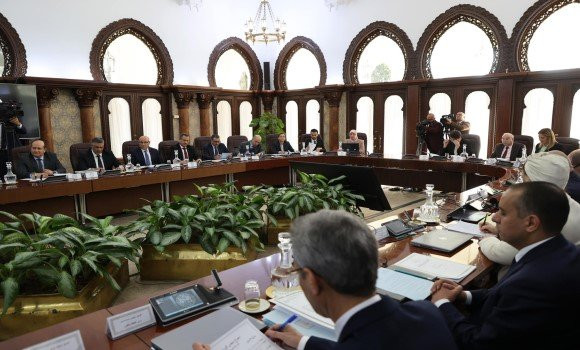 Le président de la République ordonne la reconstruction du handball