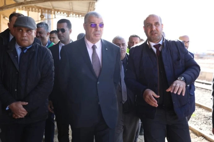 والي وهران سمير شيباني يعاين مشاريع تنموية بدائرة وادي تليلات....90% نسبة تقدم مشروع عصرنة خط السكة الحديدية   وهران-تلمسان