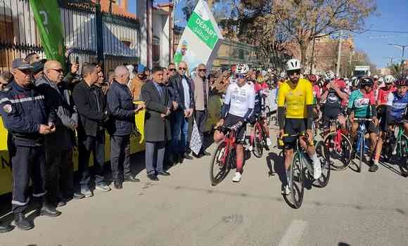 دراجات/ طواف الجزائر 2025 : 77 دراجا عند خط انطلاق المرحلة السابعة بالجلفة