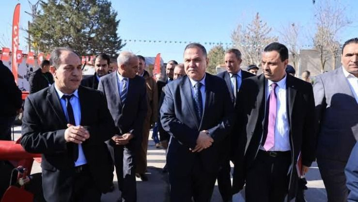 افتتاح الصالون الوطني للعتاد والمواد الفلاحية بتيارت