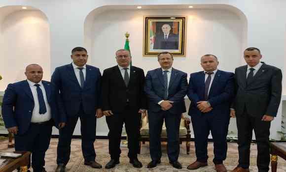 السيد رخروخ يستقبل نوابا من المجلس الشعبي الوطني عن ولاية المسيلة