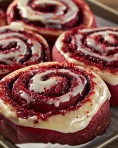 Roulés à la cannelle rouge veloutés