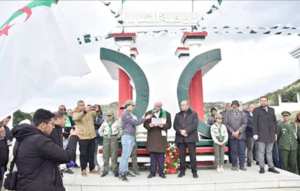 Il raconte le martyre de 365 femmes et enfants massacrés en une journée par les forces coloniales