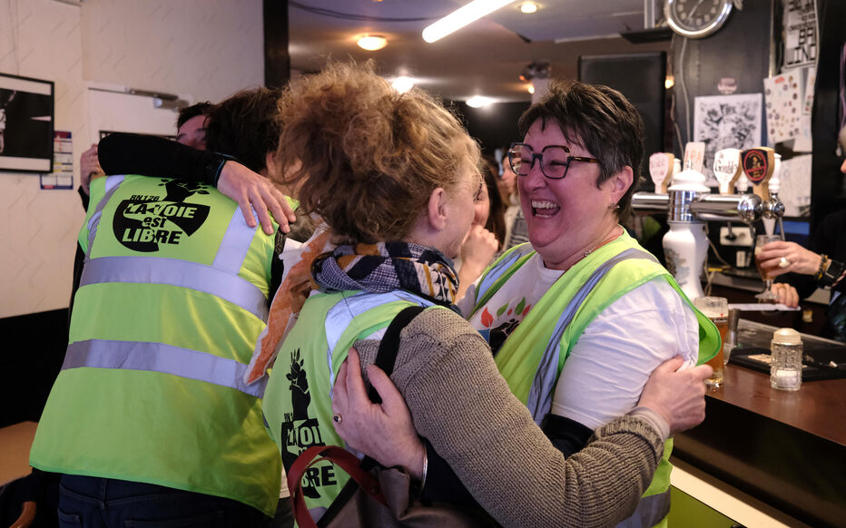 Planète (France/Europe) - «On l’a fait!»: à Toulouse, les opposants à l’A69 jubilent après l’arrêt du chantier