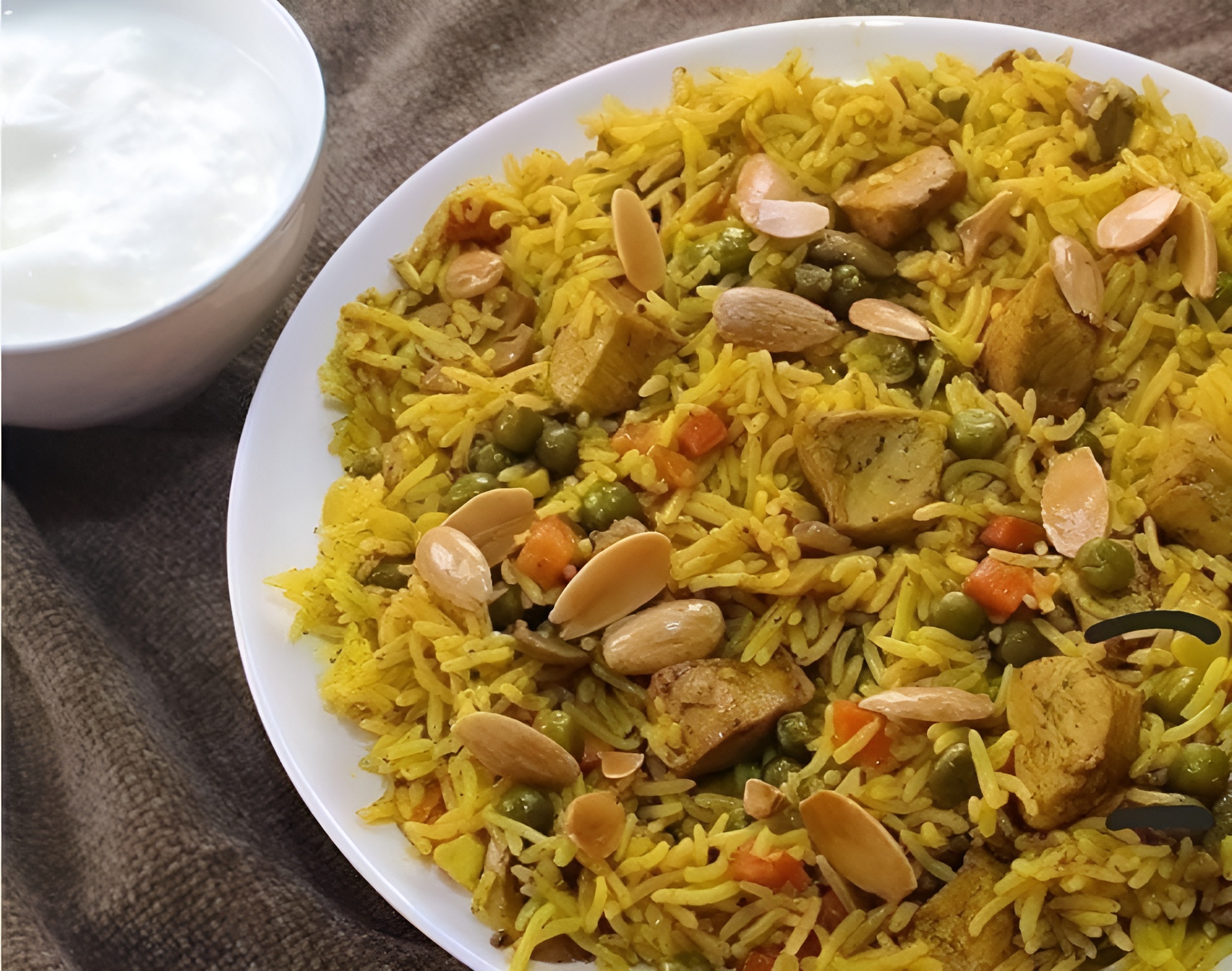 Riz au poulet et légumes – Parfait pour les invités ! 😍