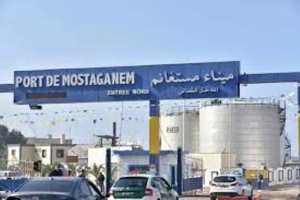 إجراءات تسهيلية لعبور المغتربين بميناء مستغانم ......استقبال مابين 500 إلى 600 مسافرا  قادمين من فالنسا أسبوعيا