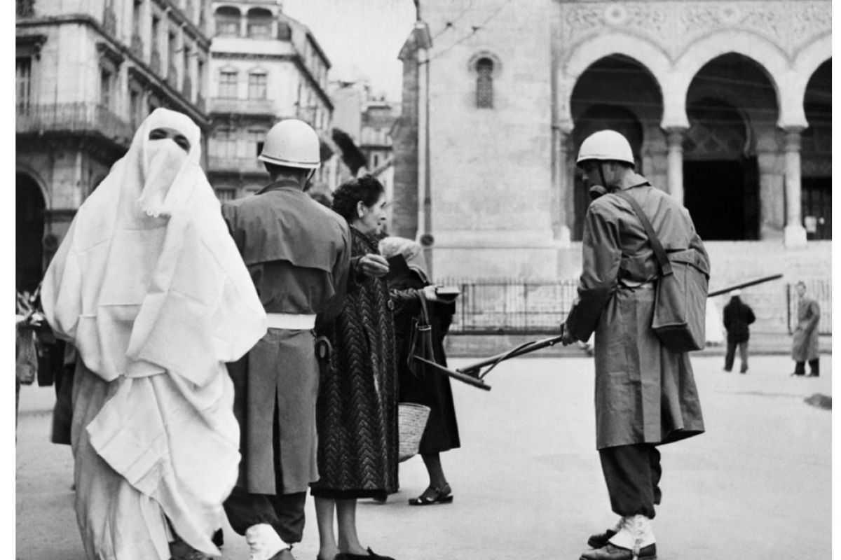 L’Opération Bleuite : Une guerre psychologique dans l’ombre de la guerre d’Algérie