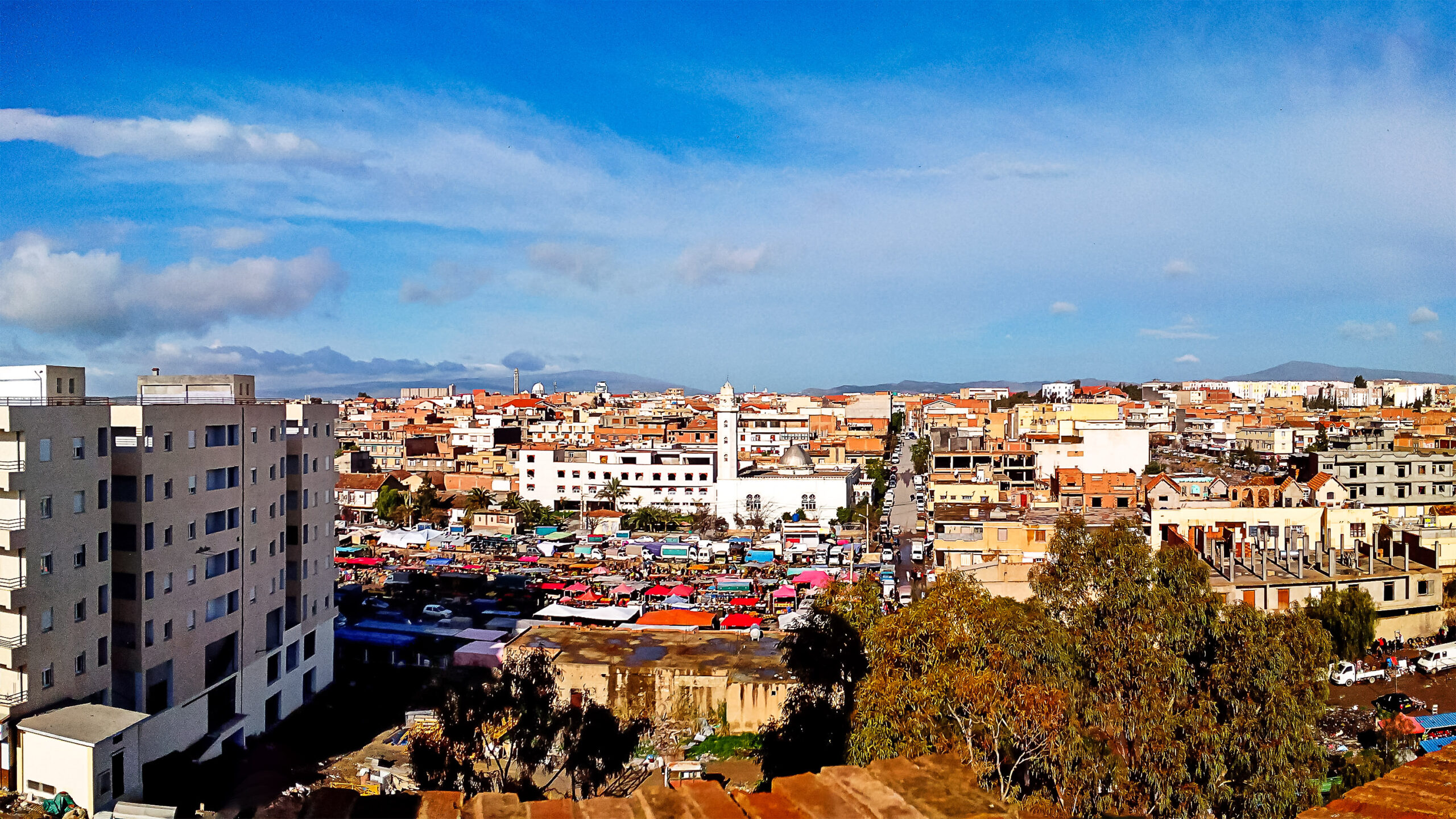 وفد وزاري في زيارة عمل الى برج بوعريريج اليوم - الشعب أونلاين