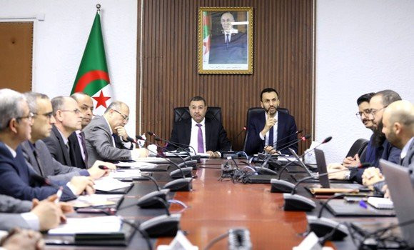 Ministères des Transports et des Start-up: le renforcement de l'innovation technologique dans le secteur des transports débattu